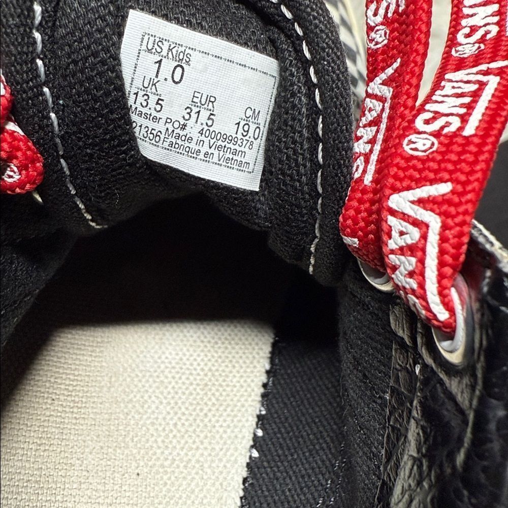 Kids Vans Old Skool Black/white/red Checkerboard with Red Laces - Picture 5 of 5